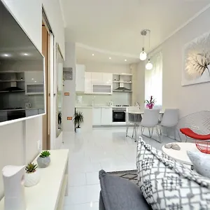 Populare Apartamento